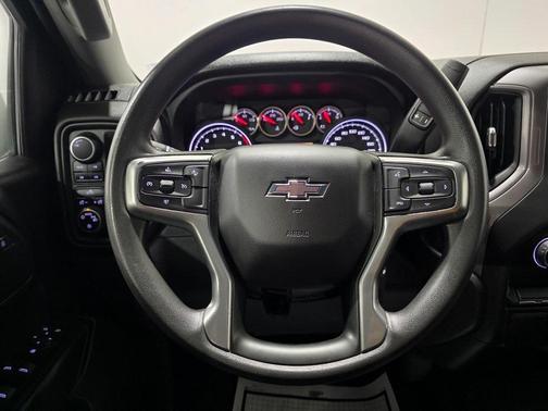 2022 Chevrolet Silverado 1500 Custom Trail Boss