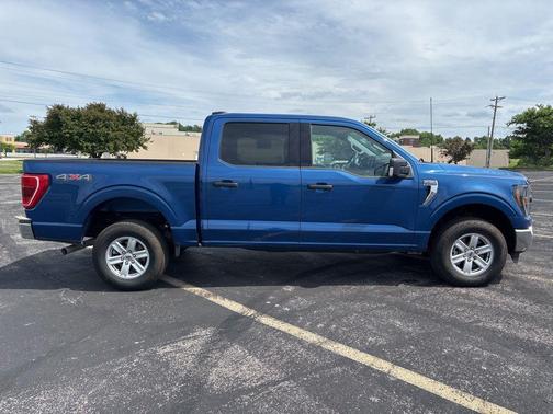 Blue 2023 Ford F-150 XLT
