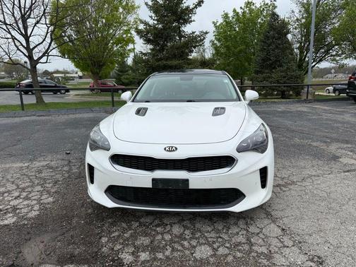 2019 Kia Stinger Base