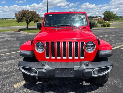 Firecracker Red Clearcoat 2022 Jeep Wrangler Unlimited Sahara