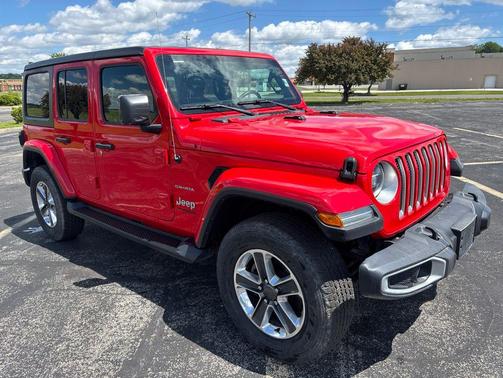 Firecracker Red Clearcoat 2022 Jeep Wrangler Unlimited Sahara