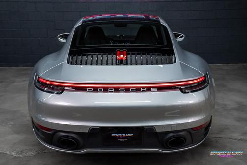 2024 Porsche 911 Carrera