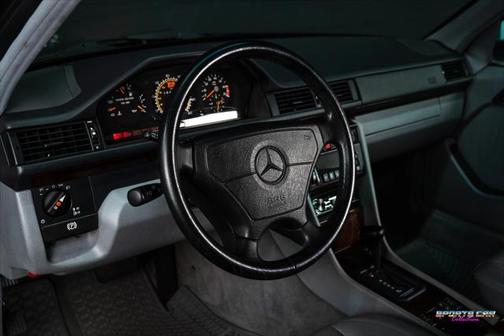 1992 Mercedes-Benz E-Class 5.0