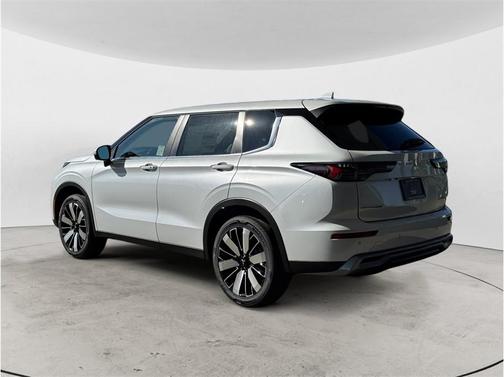 2026 Mitsubishi Outlander SE 2.5 2WD
