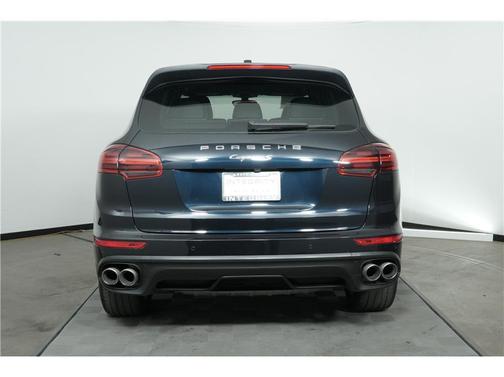 2018 Porsche Cayenne S