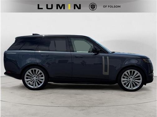 2024 Land Rover Range Rover P530 SE