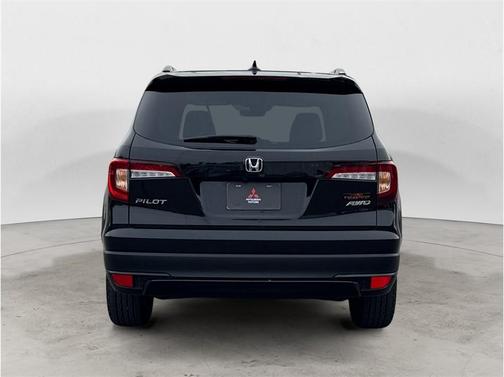 Crystal Black Pearl 2022 Honda Pilot AWD TrailSport