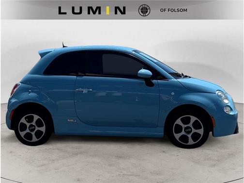 2017 FIAT 500e Battery Electric
