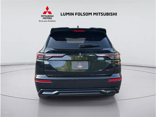 Black Diamond 2026 Mitsubishi Outlander SP