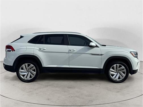 White 2021 Volkswagen Atlas Cross Sport 2.0T SE w/Technology