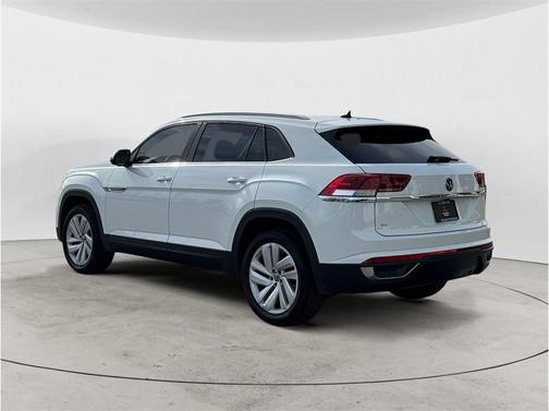 White 2021 Volkswagen Atlas Cross Sport 2.0T SE w/Technology