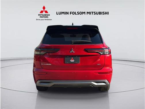 Red Diamond 2026 Mitsubishi Outlander SP