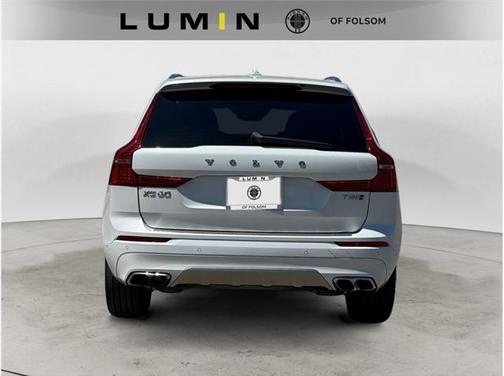 2019 Volvo XC60 Recharge Plug-In Hybrid T8 R-Design
