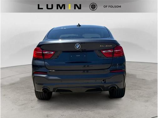 2016 BMW X4 M40i