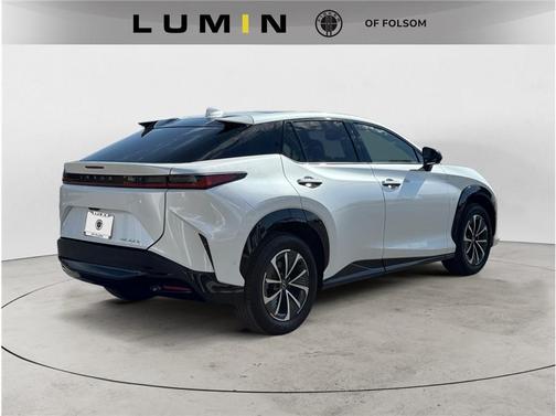 2024 Lexus RZ 300e Premium