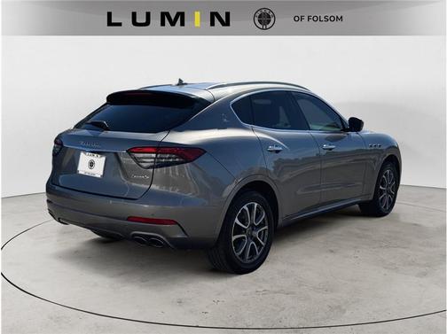 2021 Maserati Levante Base