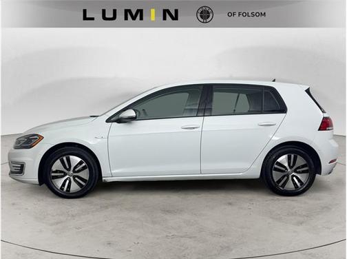 2019 Volkswagen e-Golf SEL Premium