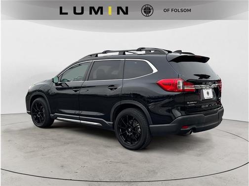 2022 Subaru Ascent Limited 8-Passenger