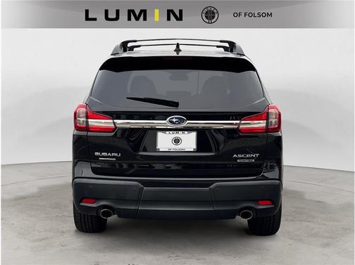 2022 Subaru Ascent Limited 8-Passenger