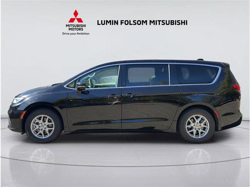 Black 2024 Chrysler Pacifica Touring L