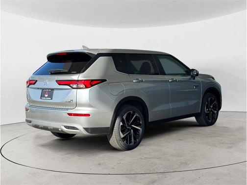 2025 Mitsubishi Outlander PHEV SE S-AWC
