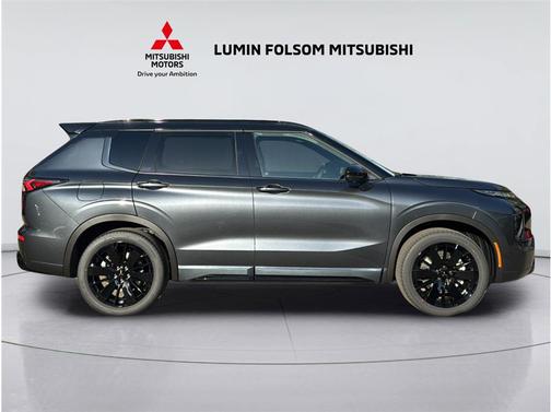 Graphite Gray 2026 Mitsubishi Outlander SP