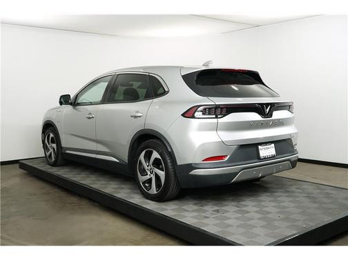 De Sat Silver Metallic 2023 VinFast VF 8 Eco Sport Utility 4D