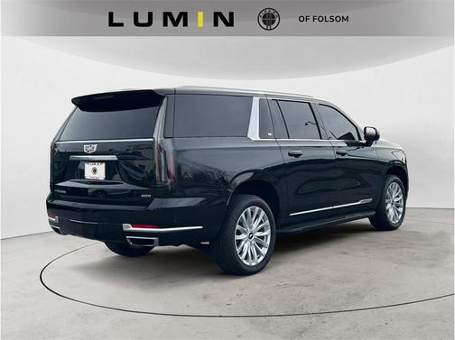 2025 Cadillac Escalade ESV Sport