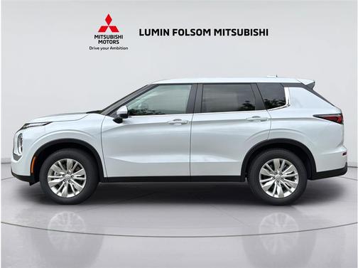 No Color 2026 Mitsubishi Outlander SP