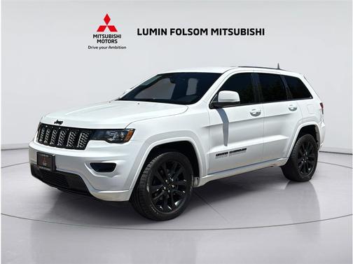 Bright White Clearcoat 2020 Jeep Grand Cherokee Altitude