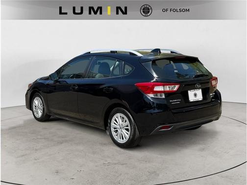 2017 Subaru Impreza 2.0i Premium