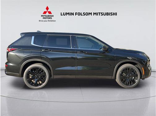 Black Diamond 2026 Mitsubishi Outlander SP