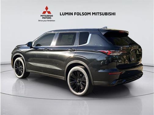Black Diamond 2026 Mitsubishi Outlander SP