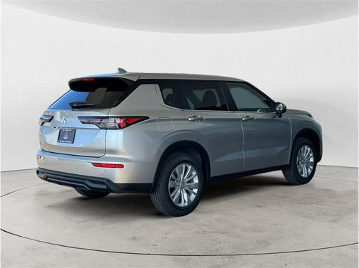 2026 Mitsubishi Outlander ES 2.5 2WD
