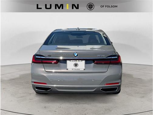 2020 BMW 750 i xDrive