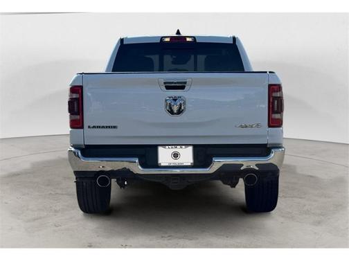Bright White Clearcoat 2022 RAM 1500 Laramie