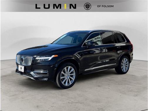 2017 Volvo XC90 T6 Inscription