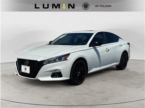 2022 Nissan Altima SR Intelligent AWD