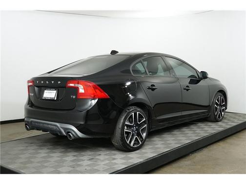 2018 Volvo S60 T5 Dynamic