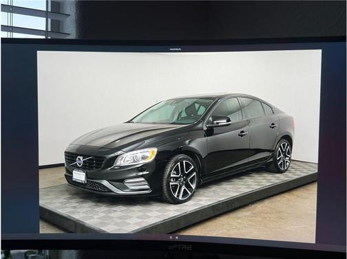 2018 Volvo S60 T5 Dynamic