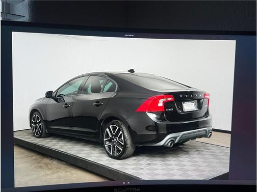 2018 Volvo S60 T5 Dynamic