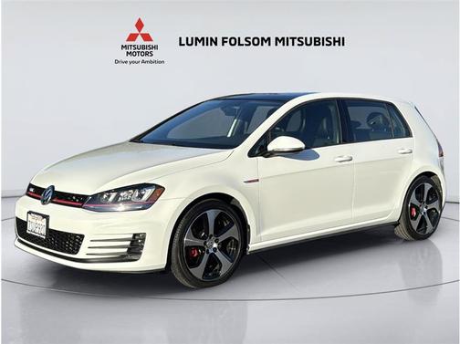 Pure White 2016 Volkswagen Golf GTI 2.0T SE 4-Door