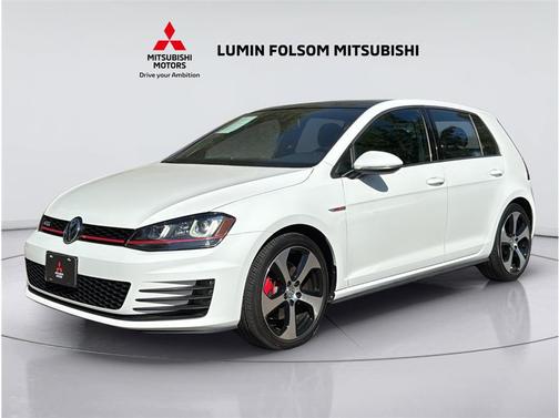 Pure White 2016 Volkswagen Golf GTI 2.0T SE 4-Door