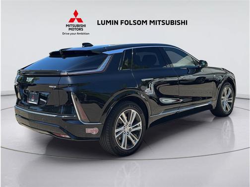 Stellar Black Metallic 2024 Cadillac LYRIQ Tech