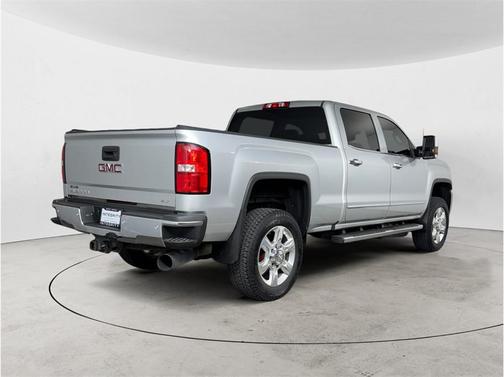 Quicksilver Metallic 2018 GMC Sierra 2500 SLT