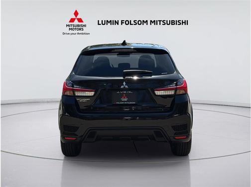 No Color 2027 Mitsubishi Outlander Sport SE