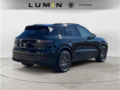 2021 Porsche Cayenne Cayenne