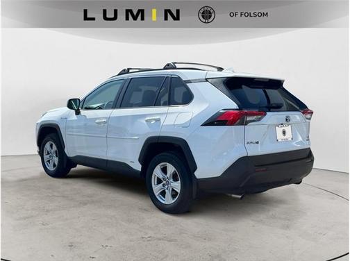 2020 Toyota RAV4 Hybrid LE