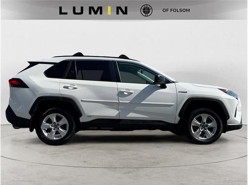 2020 Toyota RAV4 Hybrid LE