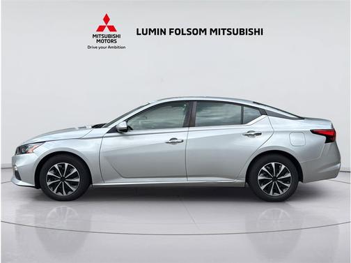 Silver 2022 Nissan Altima S FWD